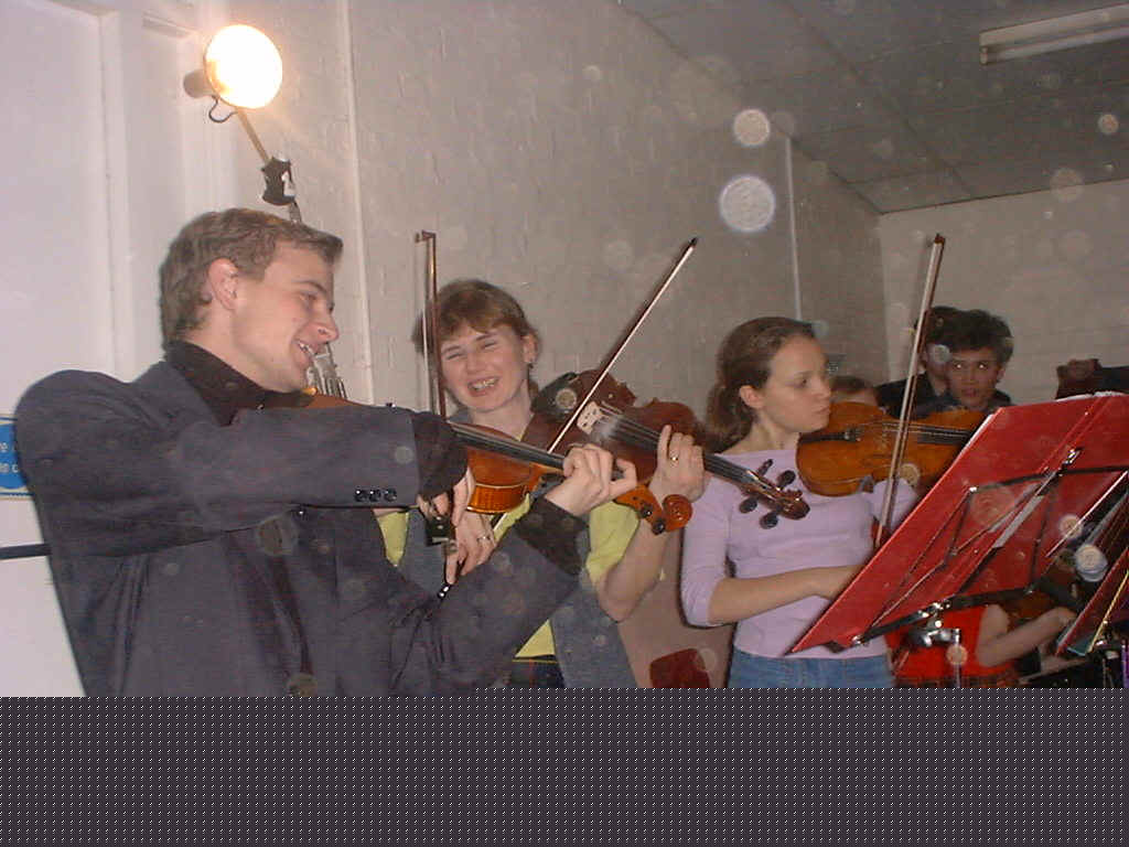 burnsband3.jpg (140570 bytes)